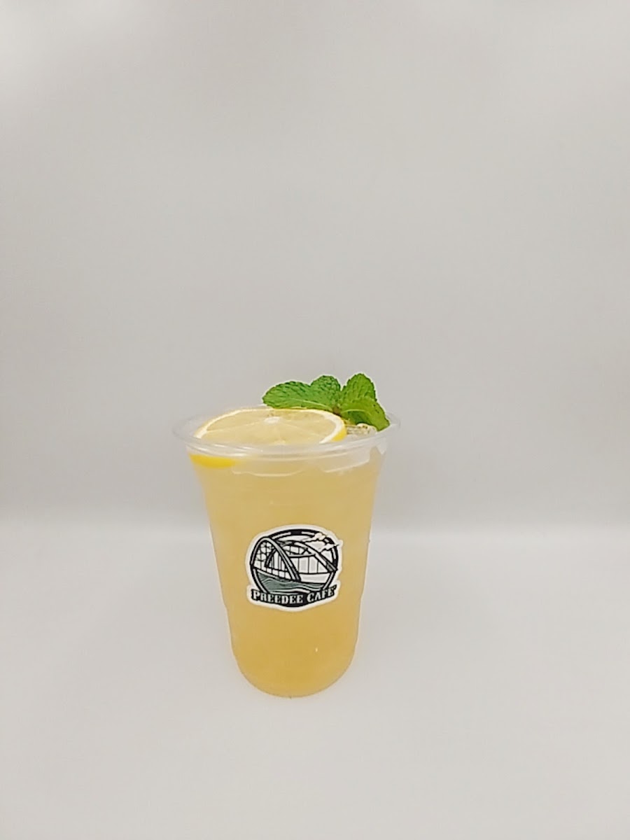 Preedee Cafe' ปรีดี คาเฟ่ - 3