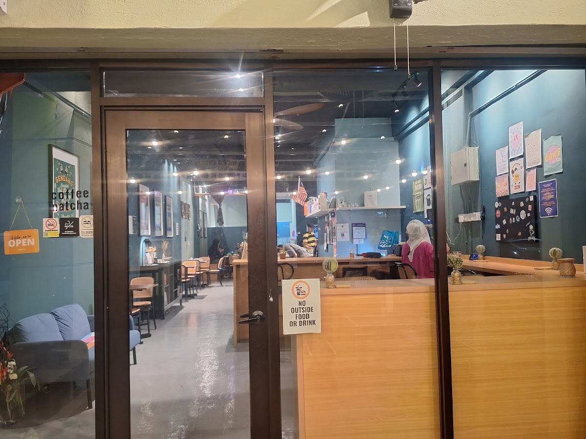 chugnsavour cafe - 3