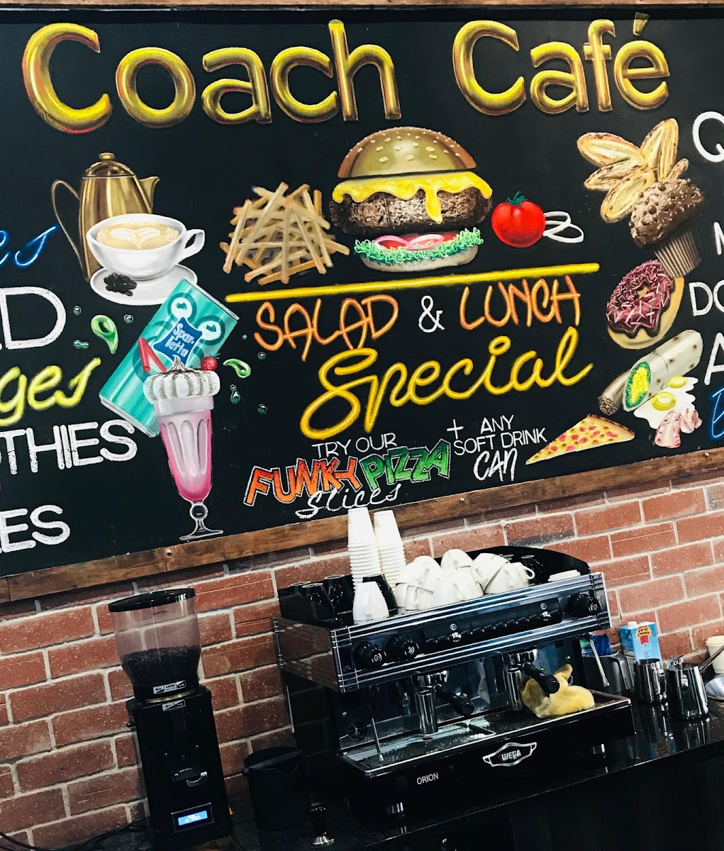 Coach Cafe Sable Square - 2