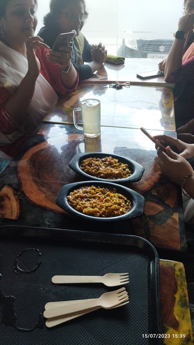 Tea Smokers Cafe Meerapur - 8