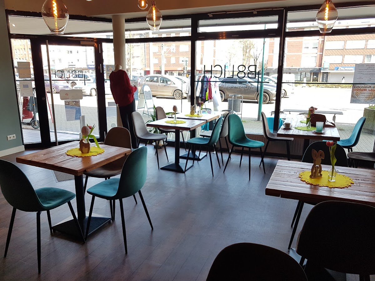 B8LICH Café, Secondhand Frau&Kind, Beratung