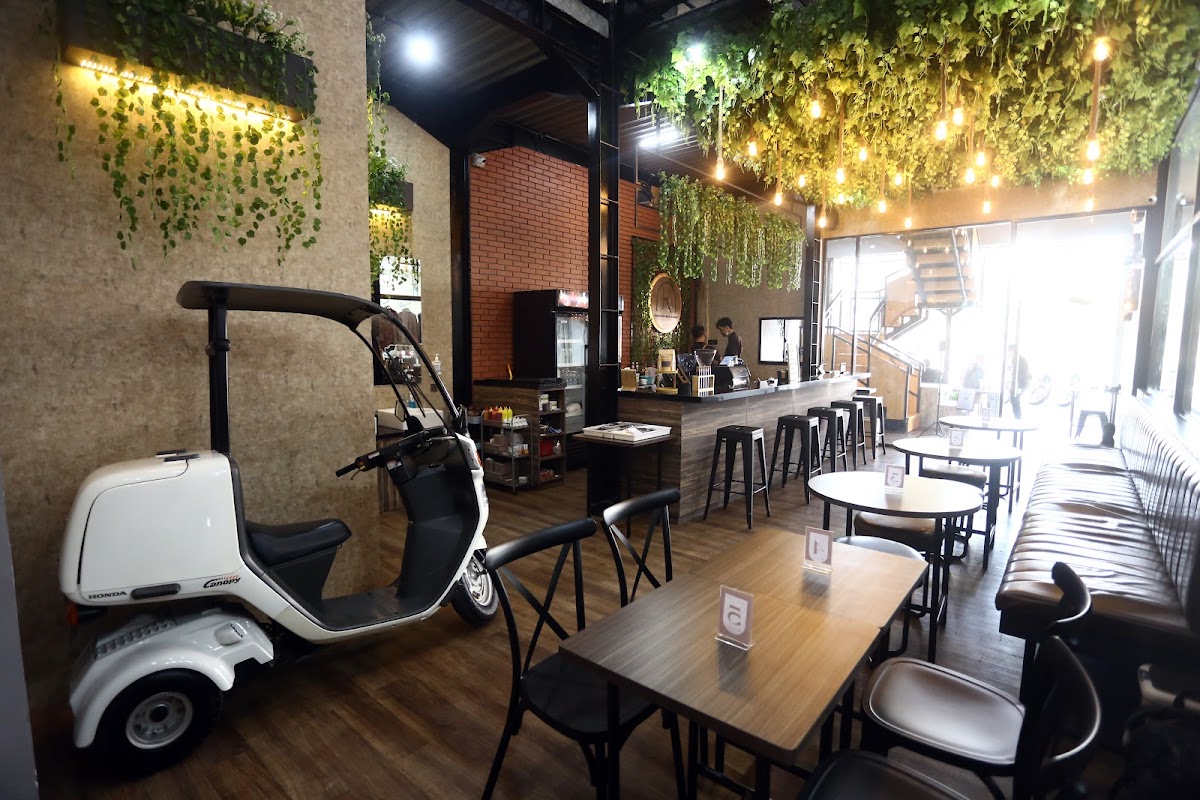 K Cafe & Coffee Shop