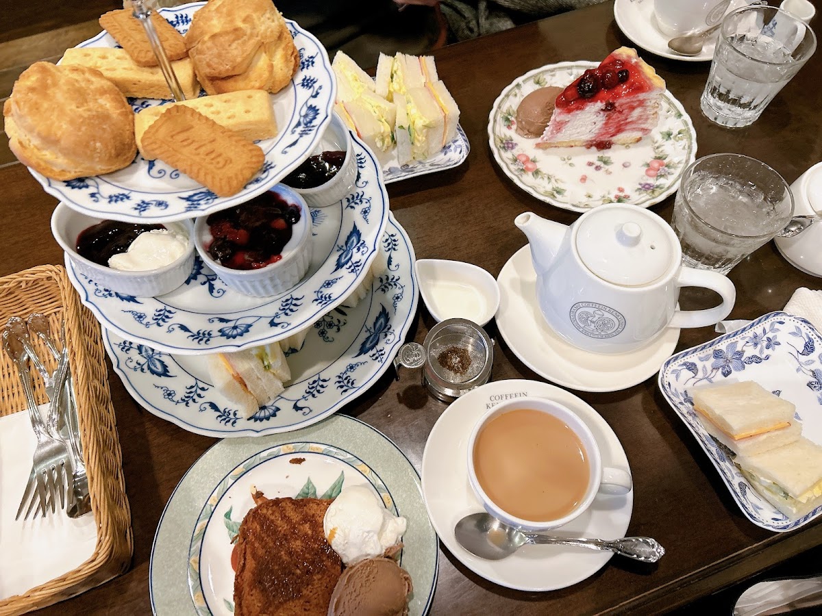 Cafe de Mon Amaur - 2