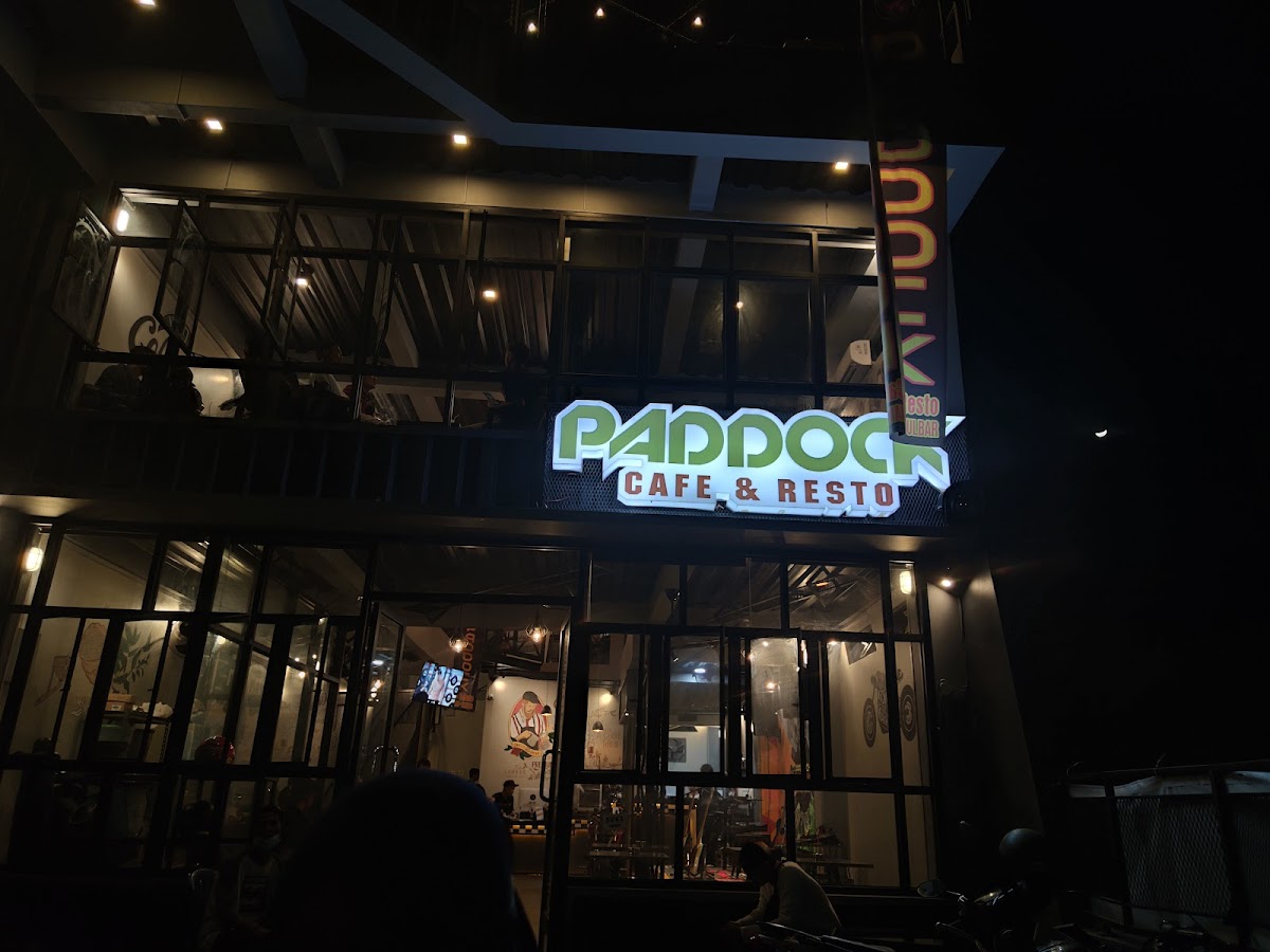 Paddock Cafe & Resto Mamuju