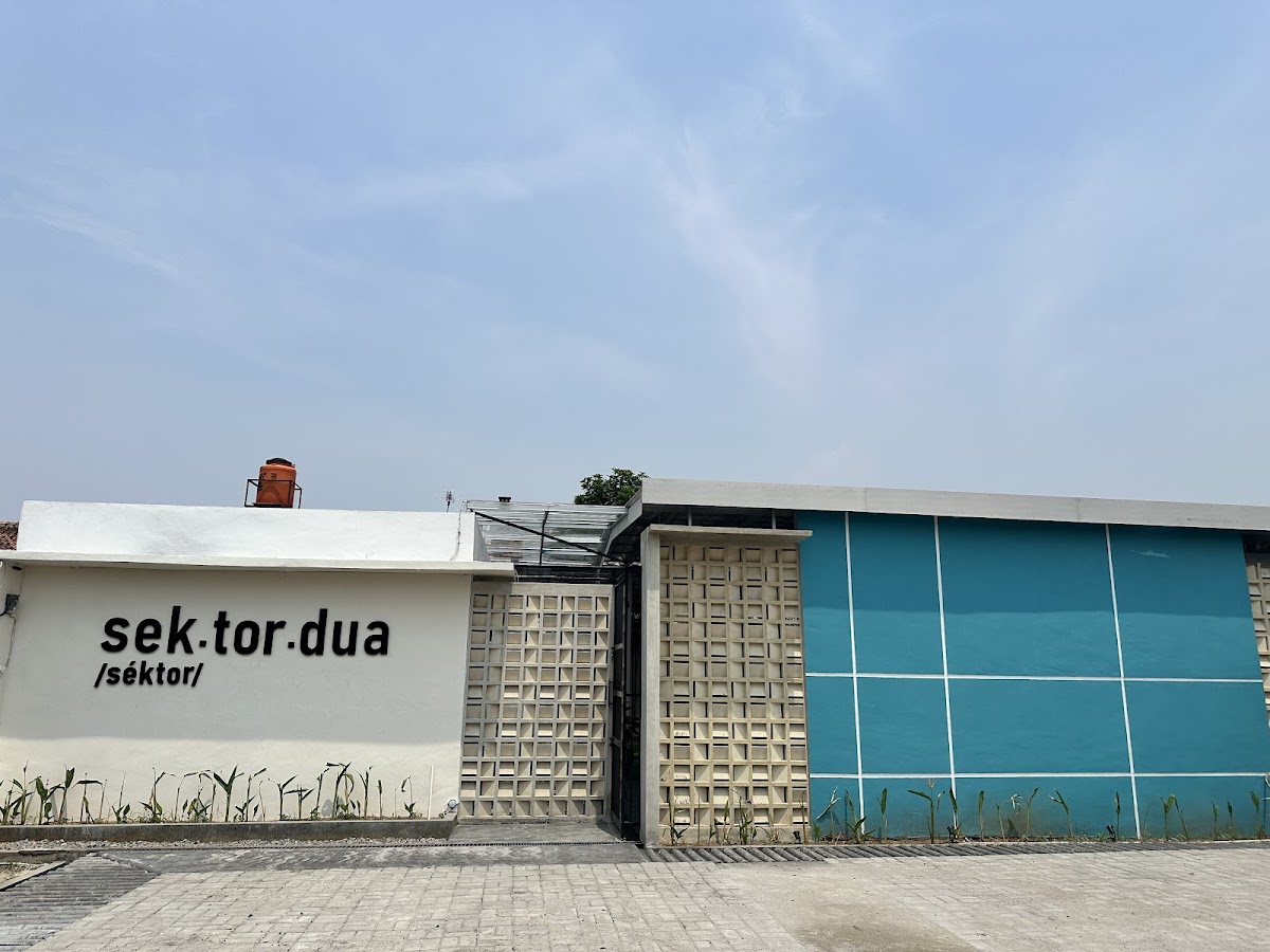 Sektor Dua Cafe & Resto