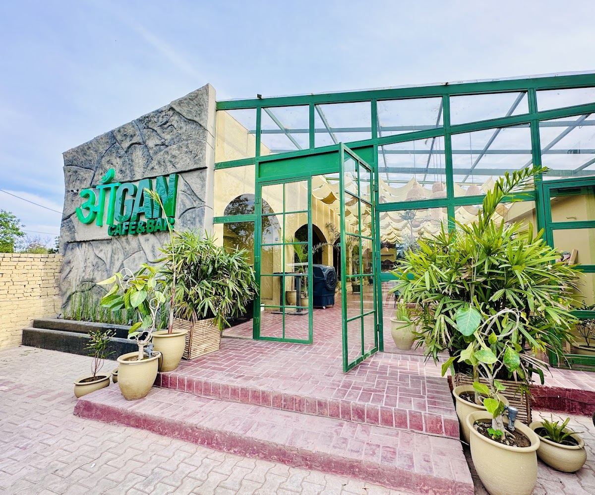 Aangan Cafe & Bar