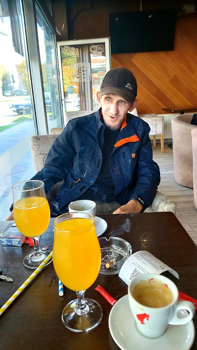 Caffe bar Atrium - 10