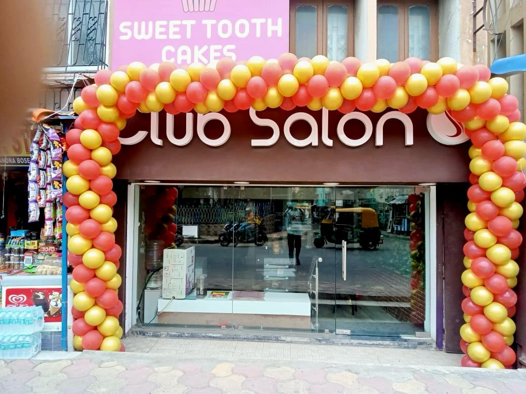 Club Salon Cafe Garia