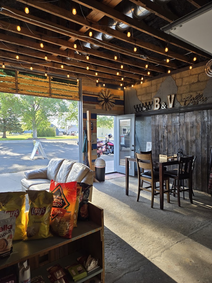 B & V Coffee Cafe