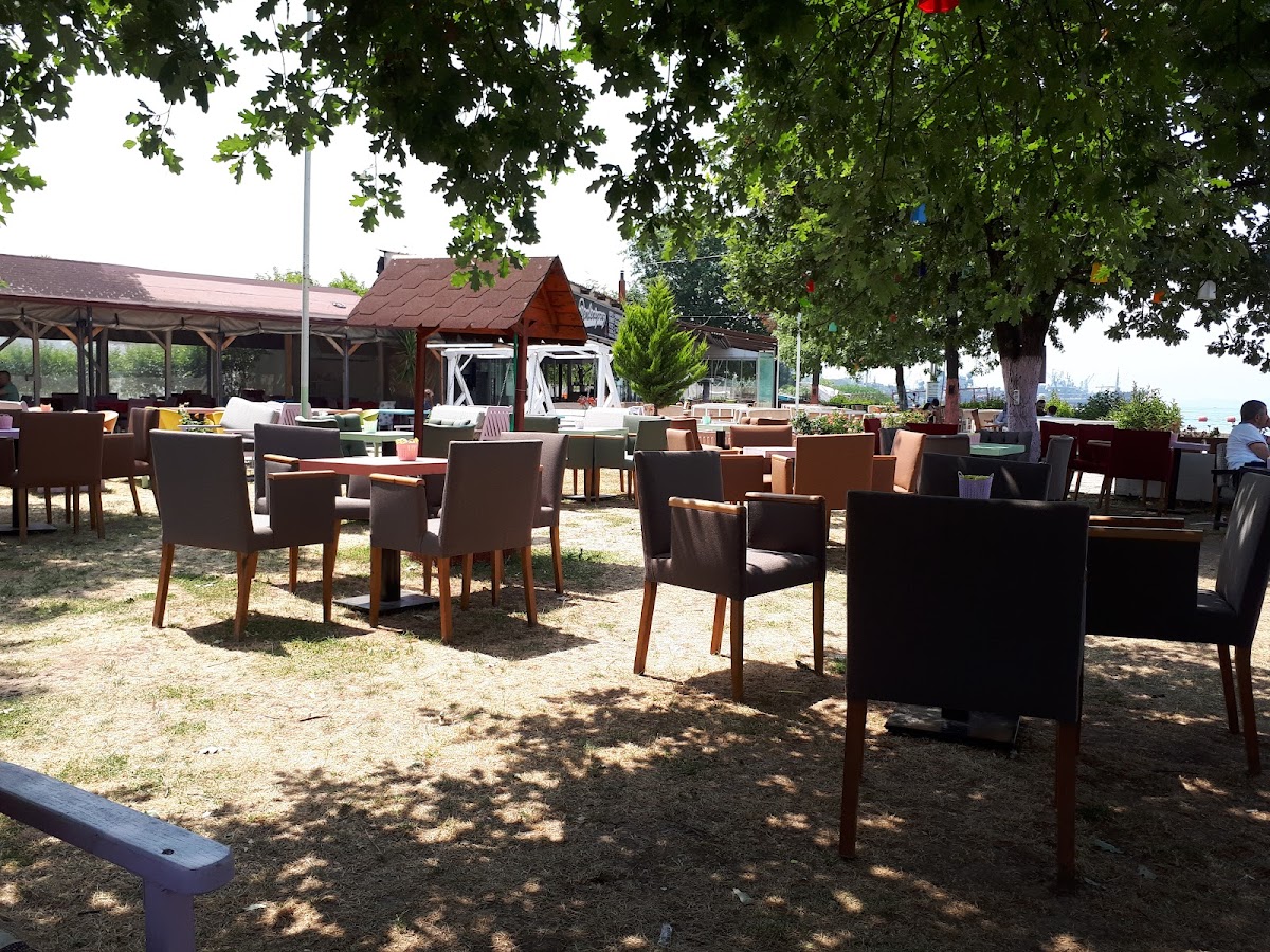 Melisa Cafe Garden Nargile