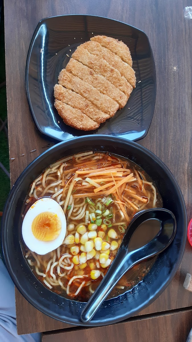 EL Coffee & Eatery - 5