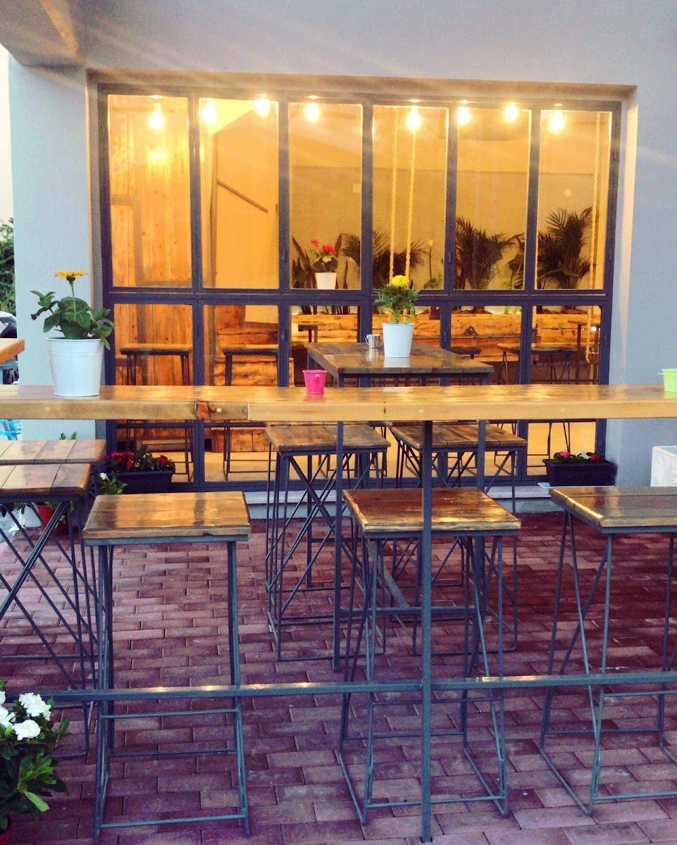 WAYSIDE coffee & Shisha