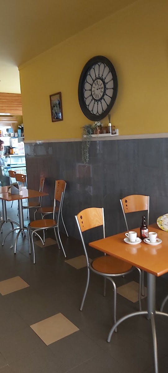 Café Minimercado O Escondidinho - 5