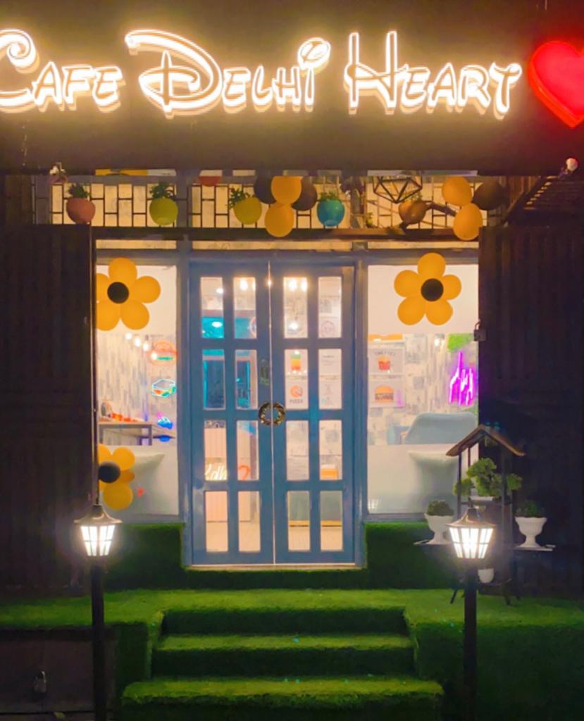 Cafe Delhi Heart