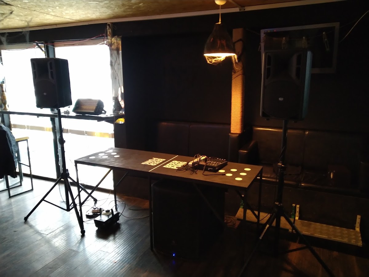 Beehive, a cafe-bar - 2