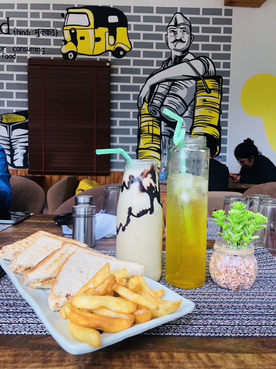 The Rustic Jibhi - Cafe - 4