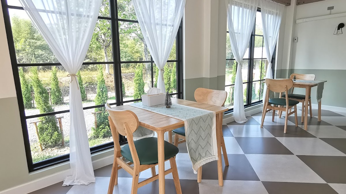 16 Brix Melon Farm & Cafe