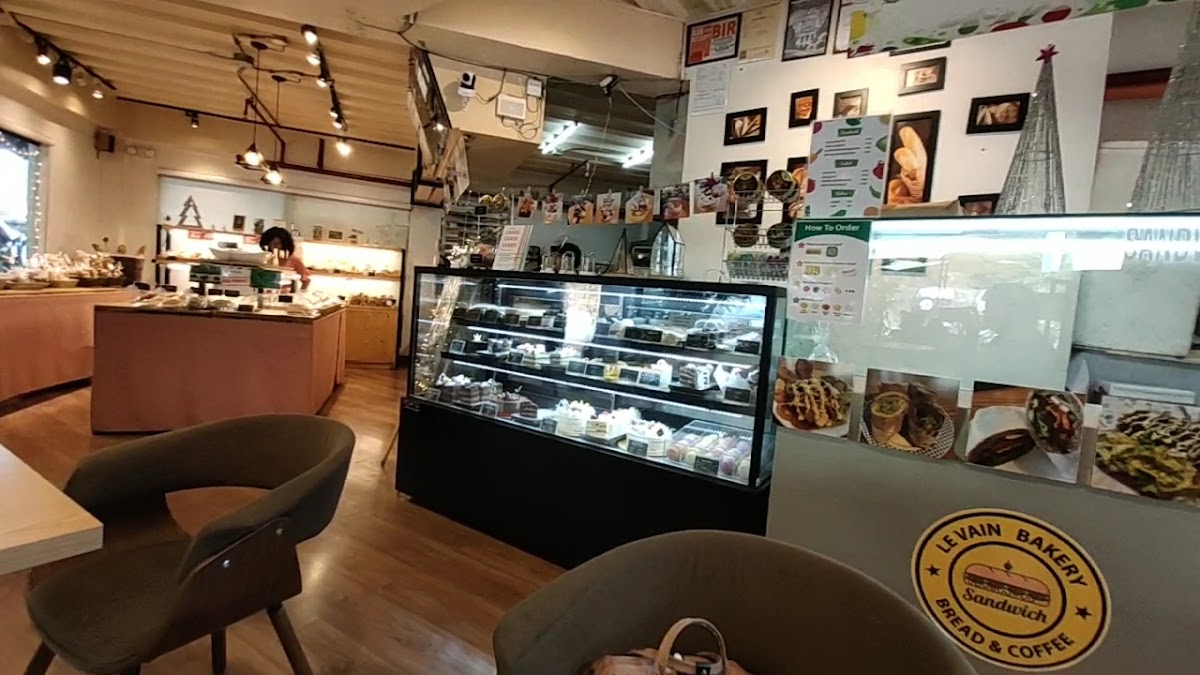 LE VAIN 231 Korean Bakery Cafe - 2