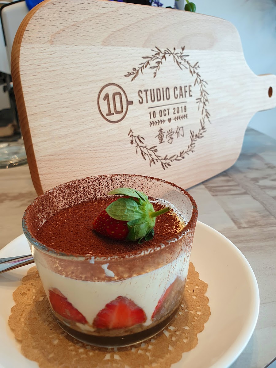 10 Studio Cafe - 9