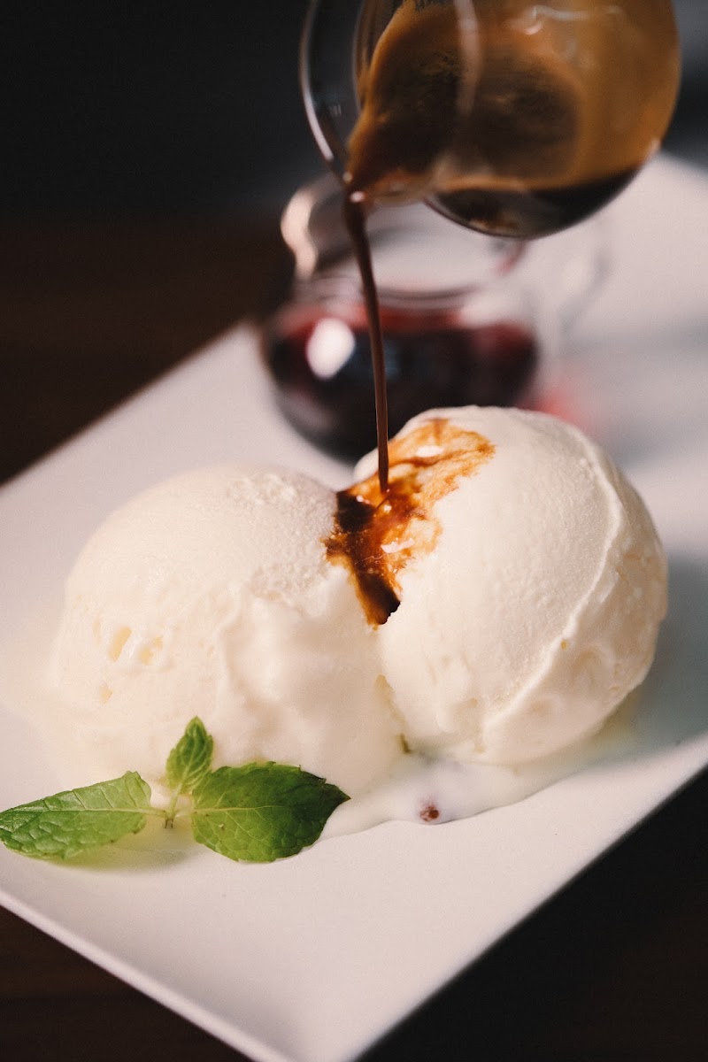 anonymous art cafe & bar - 8