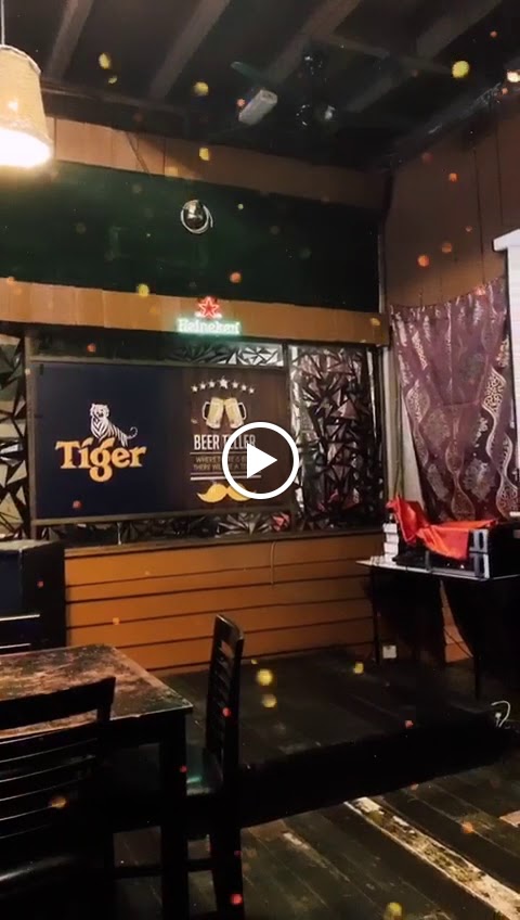 BEER TELLER CAFE - 10