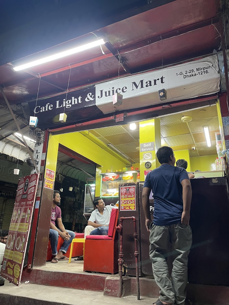 Cafe Light & Juice Mart