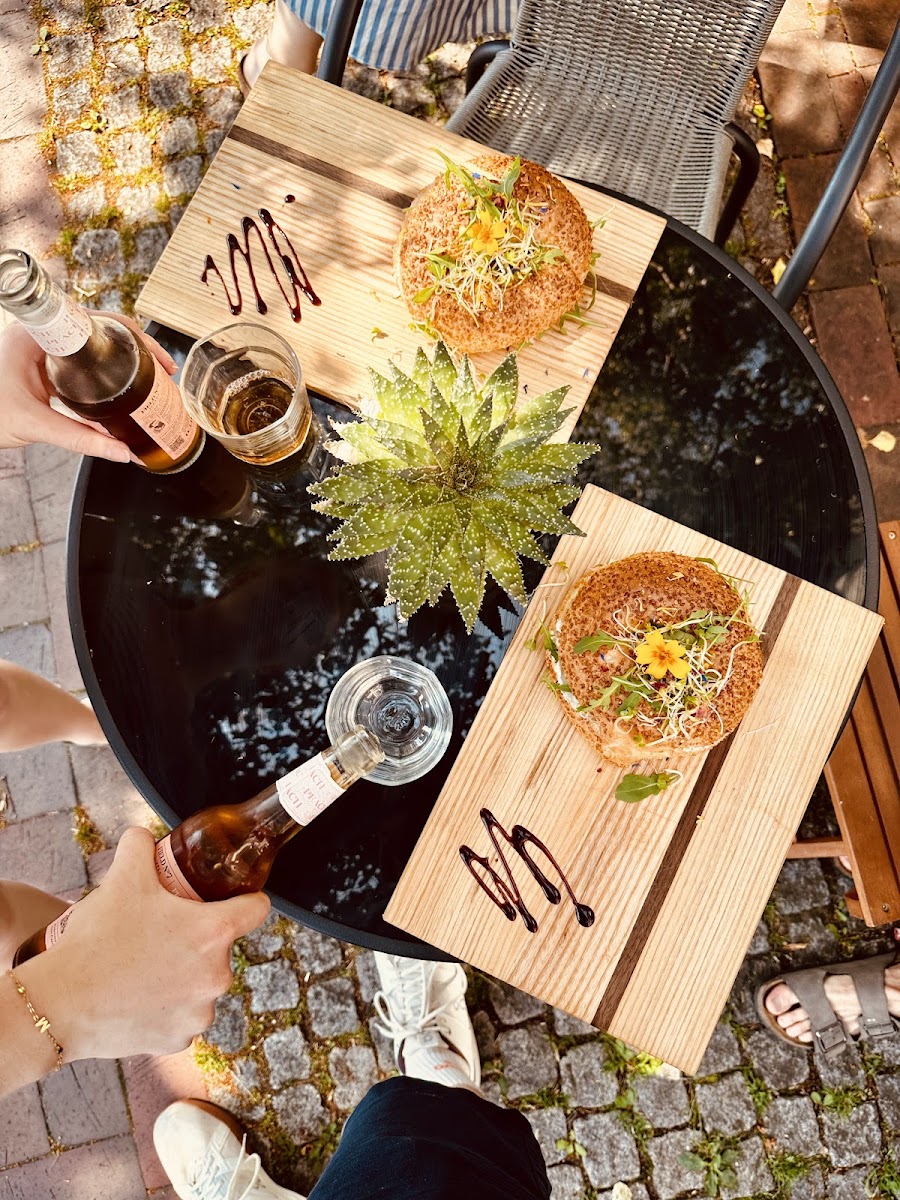 Zum durstigen Otter - 3