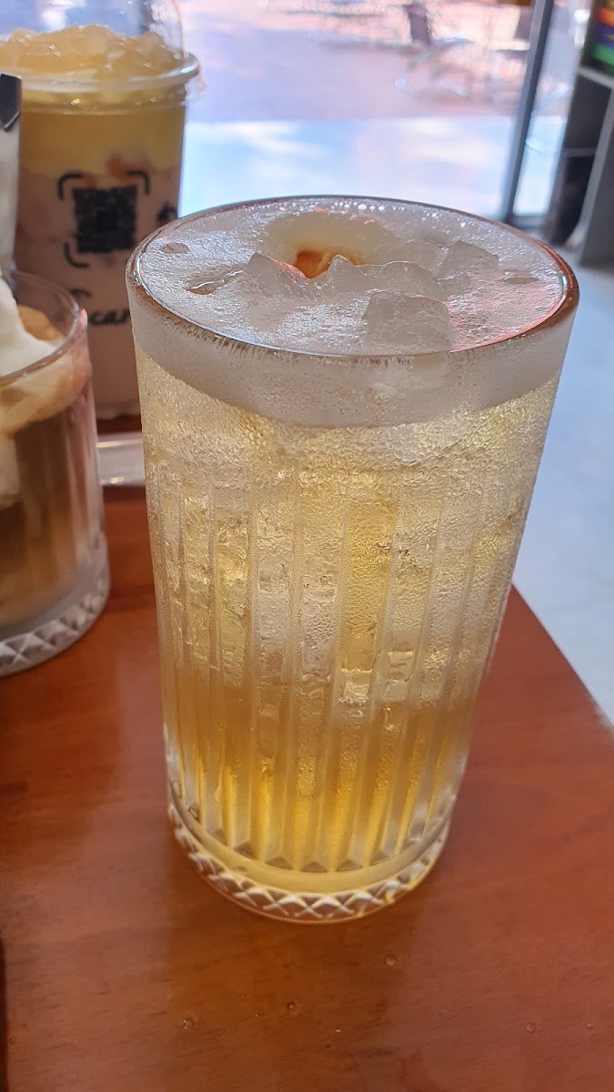 Hacha Coffee & Tea - 9