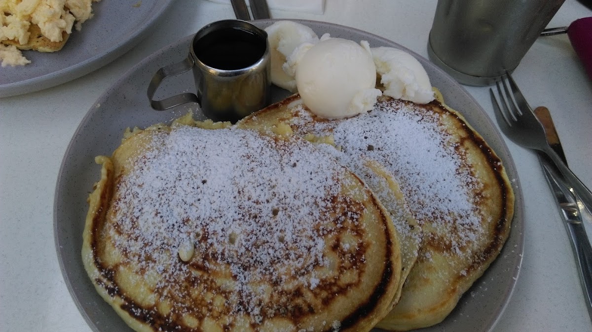 Devine Bakehouse and Cafe - 6