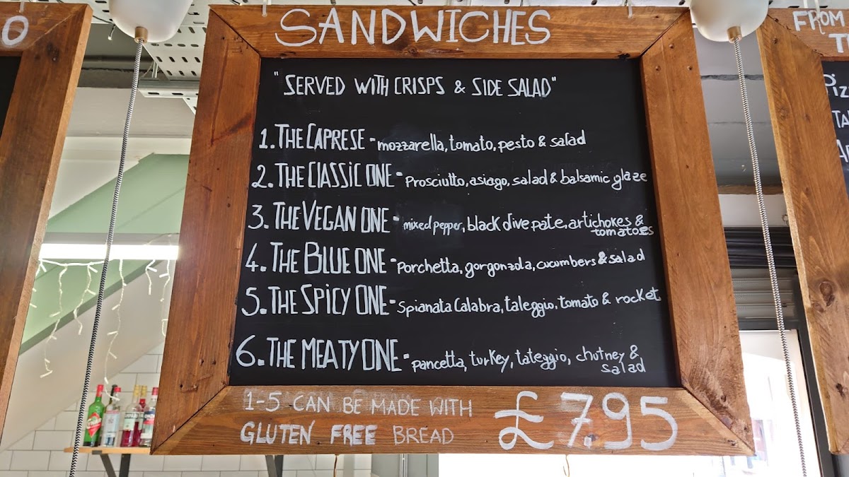 Le Gemelle Cafe and Deli Leicester - 5