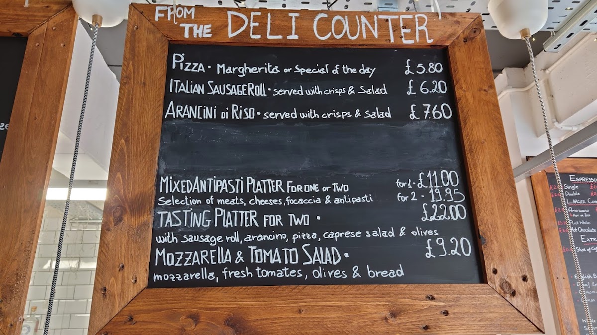 Le Gemelle Cafe and Deli Leicester - 6