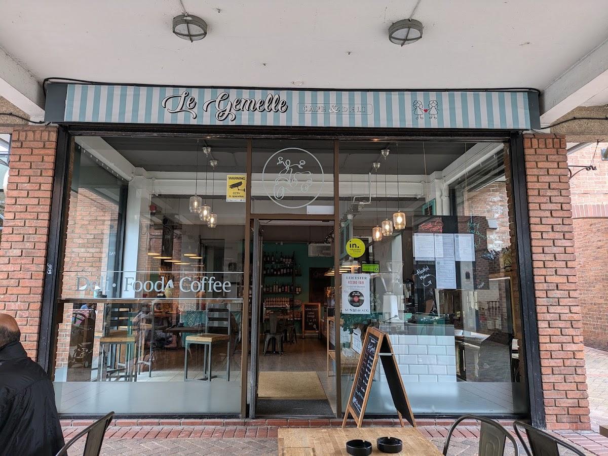 Le Gemelle Cafe and Deli Leicester - 3