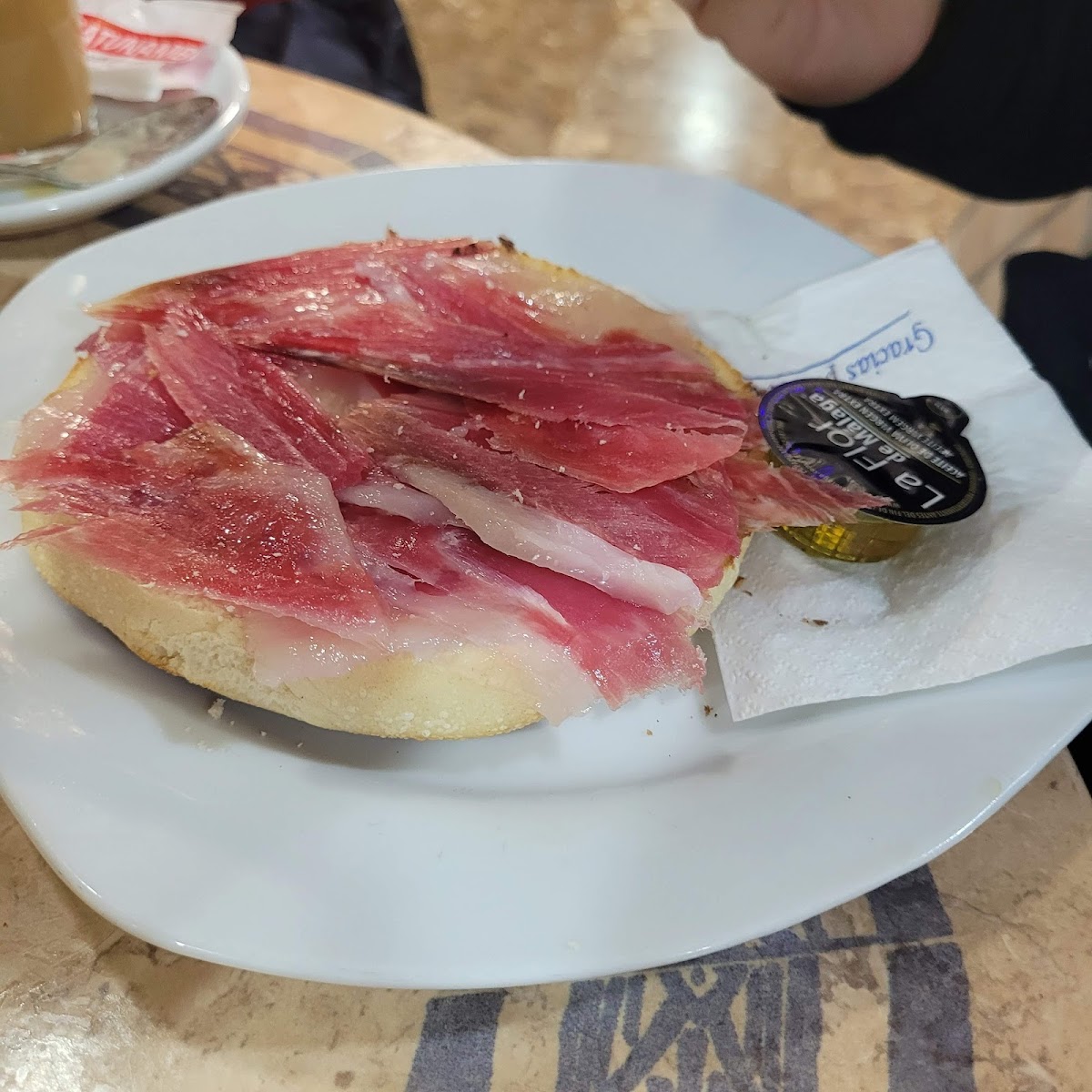 Cervecería - Cafetería Coimbra. Hnos. Orcha Valle. - 7