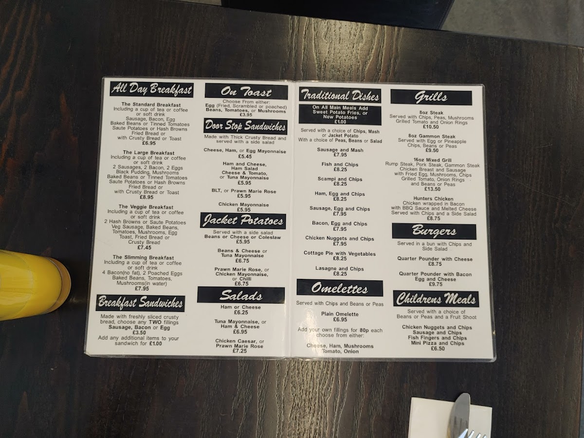 Central Perks Cafe Bar - 3