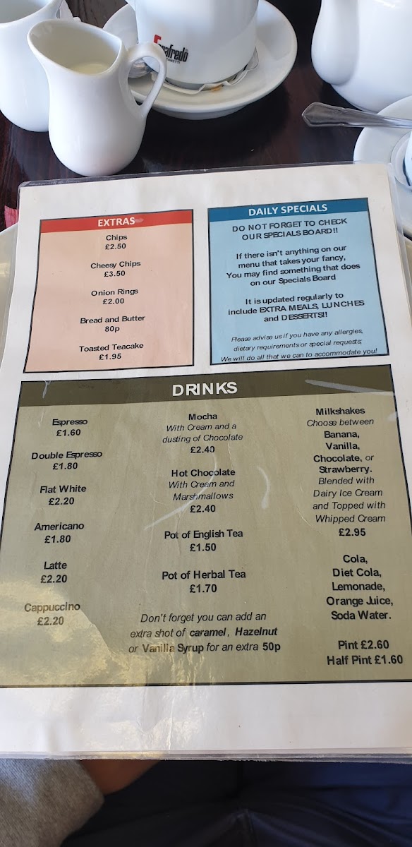 Central Perks Cafe Bar - 5