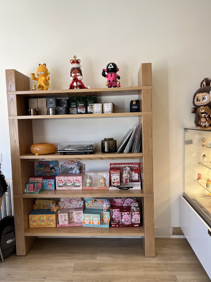 Tobbi Cafe - 4