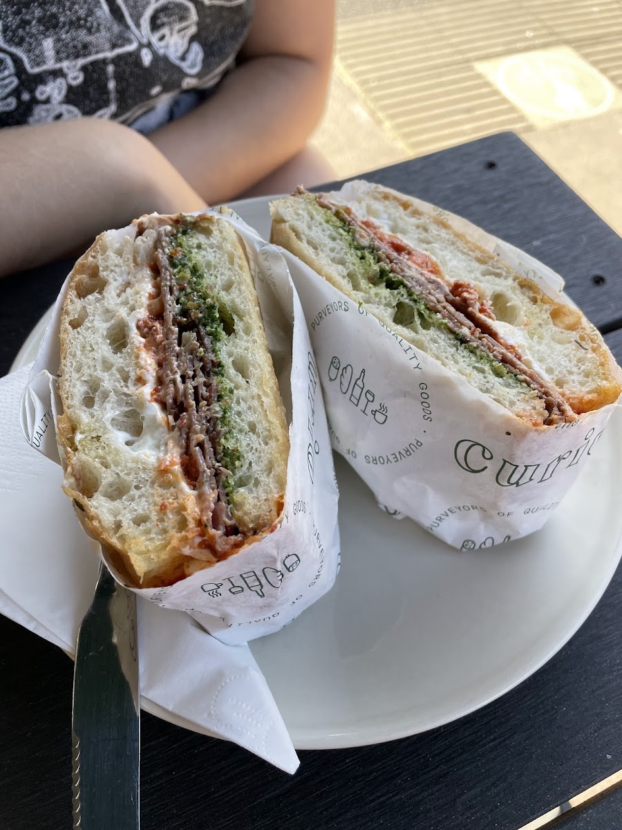 Curio Cafe and Bar - 10