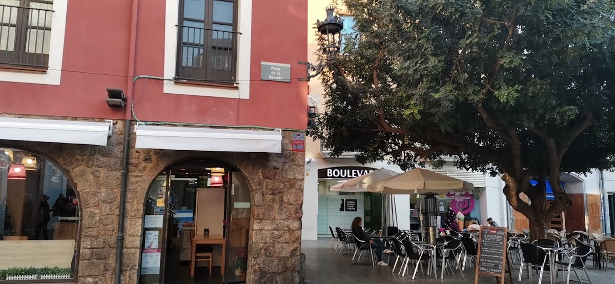 El xines de la porxada