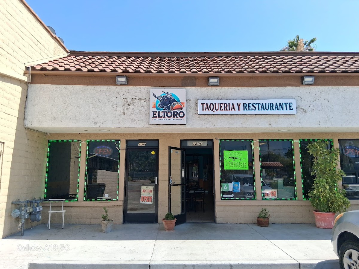 El toro taqueria y restaurante