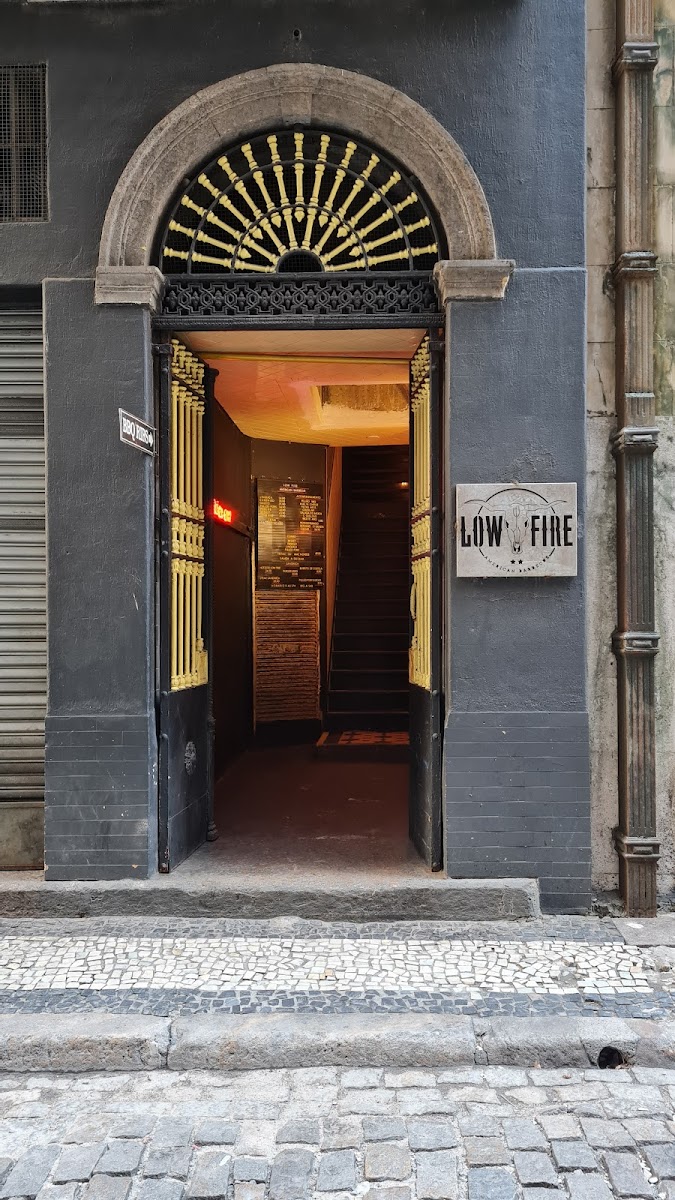 Restaurante Americano Low Fire