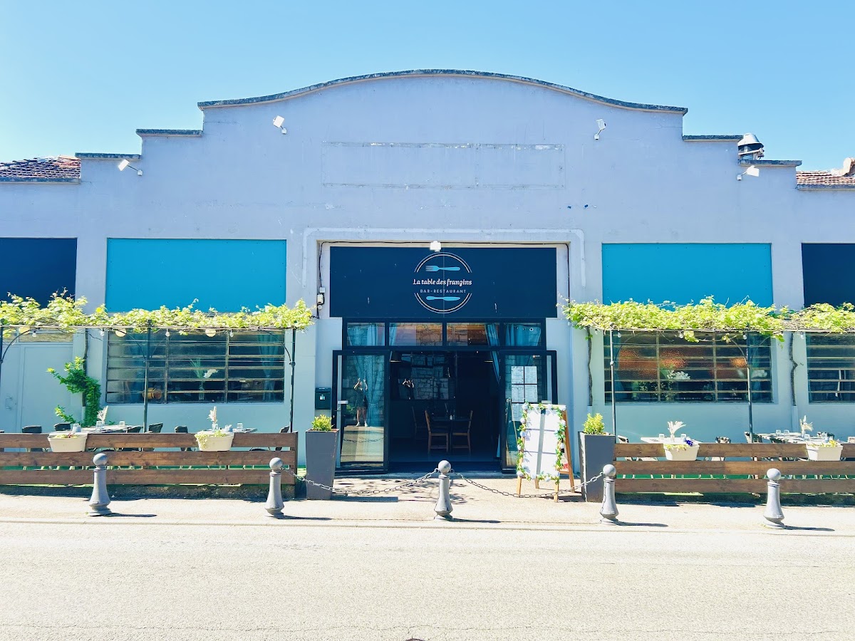 La table des frangins Ruoms