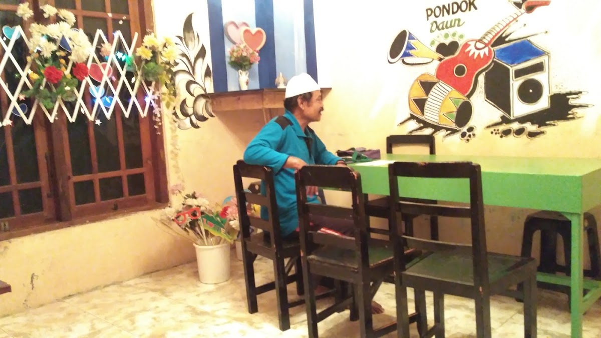 Pondok Daun Cafe