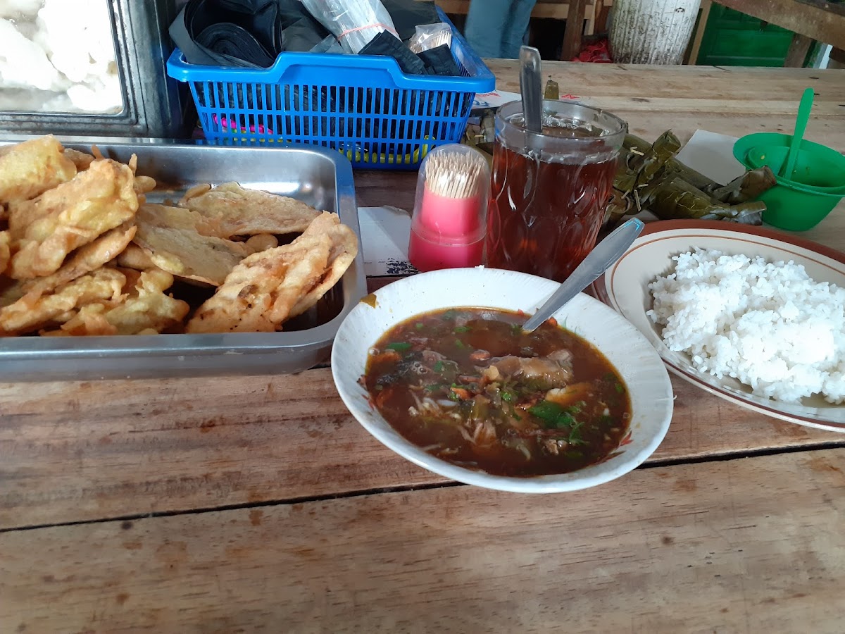 warung taoto H.MARI sonto