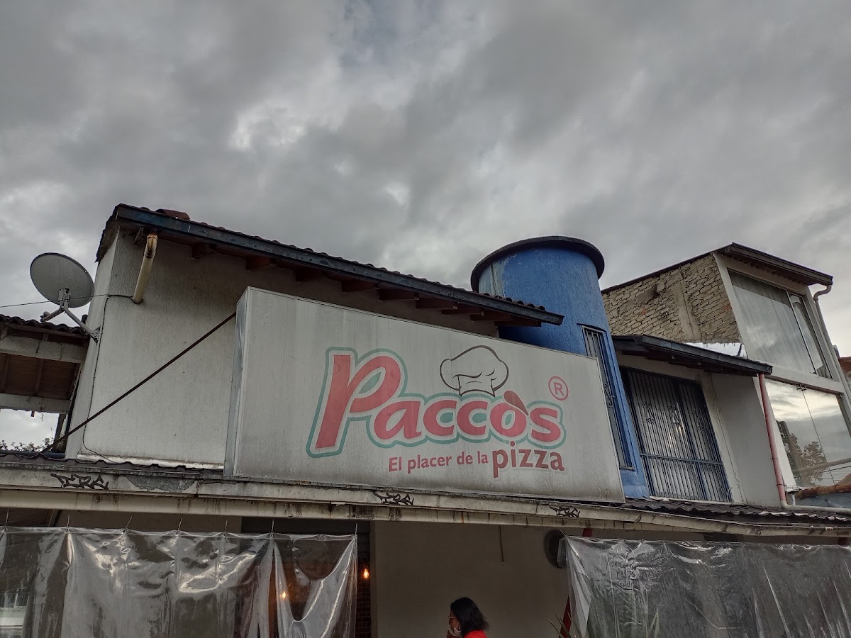 Pacco's Pizza