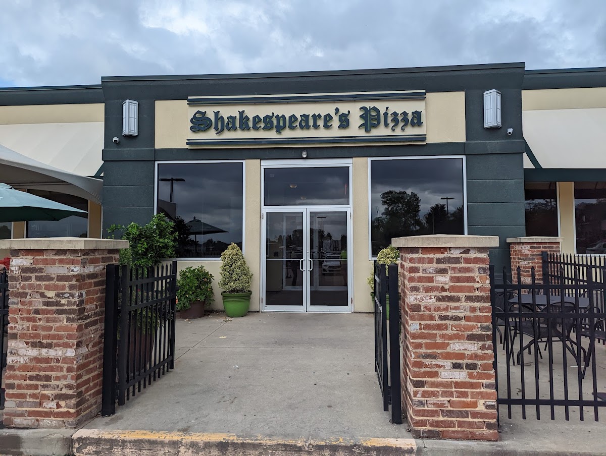 Shakespeare's Pizza - South