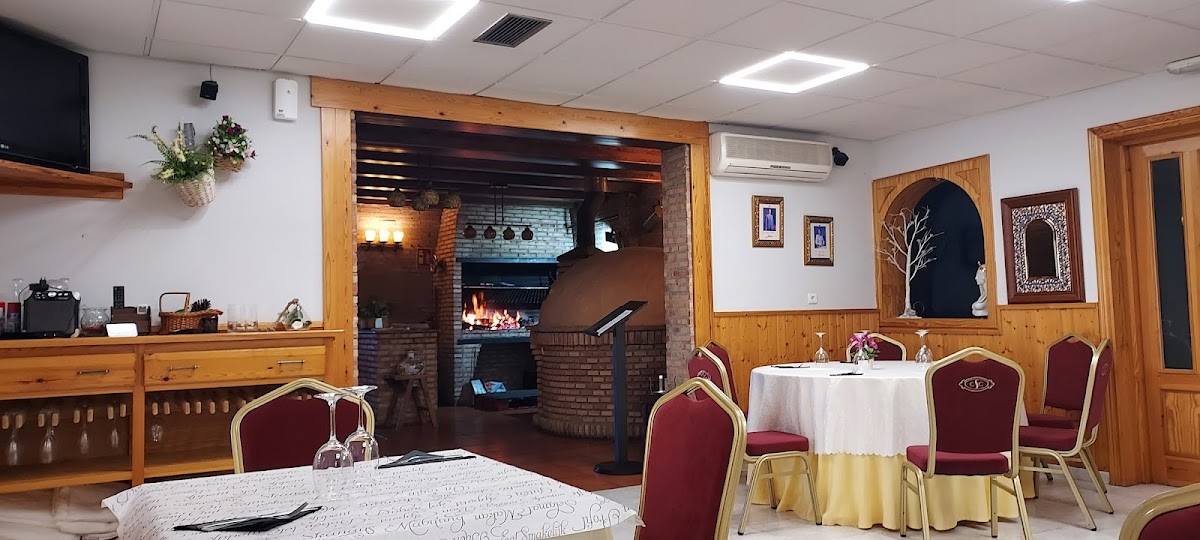 Hostal Restaurante Alfil