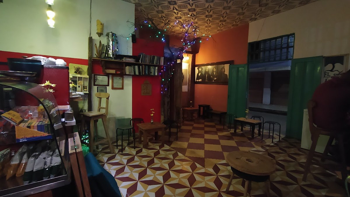 El Arbol Café Musica