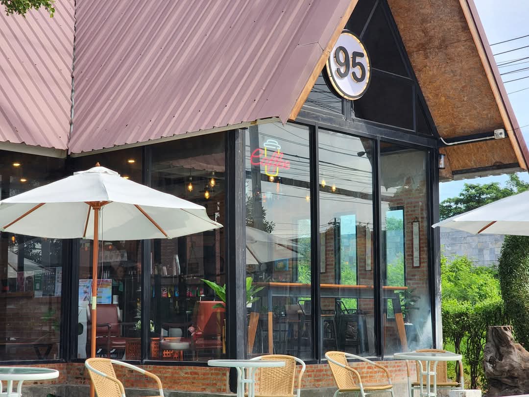 95 coffee&tea house