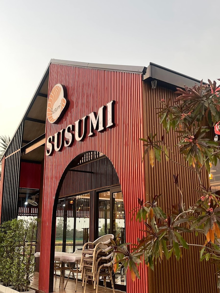 SUSUMI (ซูซูมิ) cafe’ & restaurant