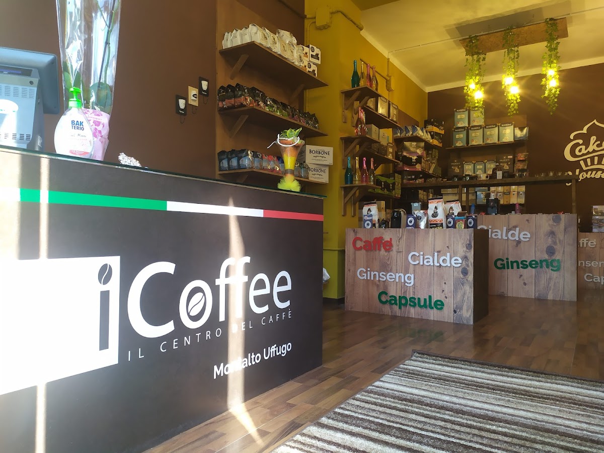 I Coffee & Cake House